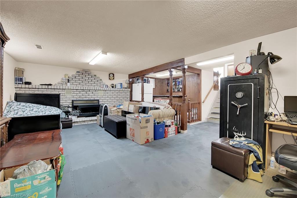 45 Juniper Drive, Stoney Creek, ON - Indoor