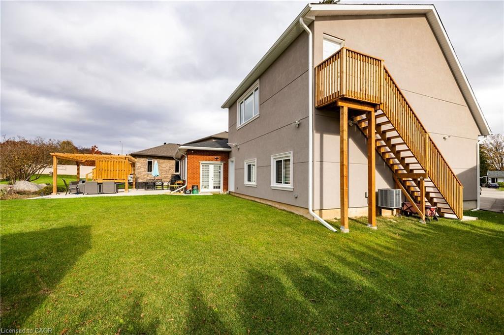 169 Mount Pleasant Street, Brantford, ON - Outdoor