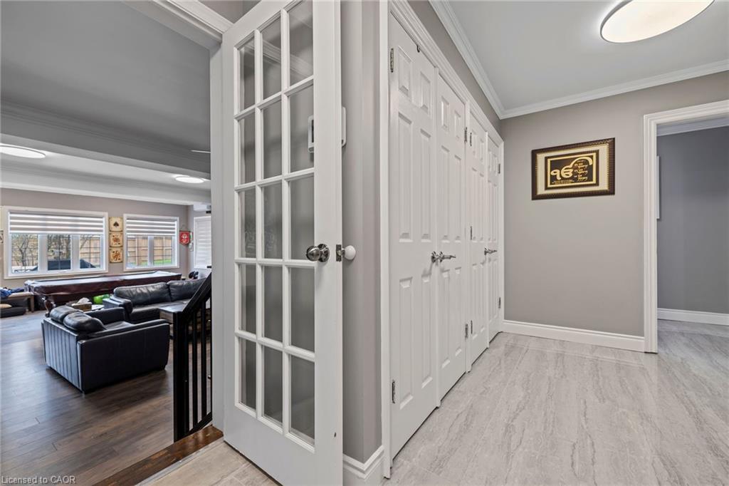 169 Mount Pleasant Street, Brantford, ON - Indoor Photo Showing Other Room