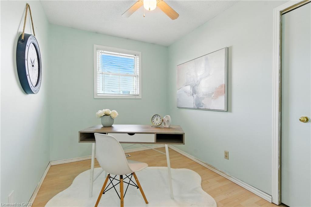 30 Rainbow Court, Welland, ON - Indoor Photo Showing Office