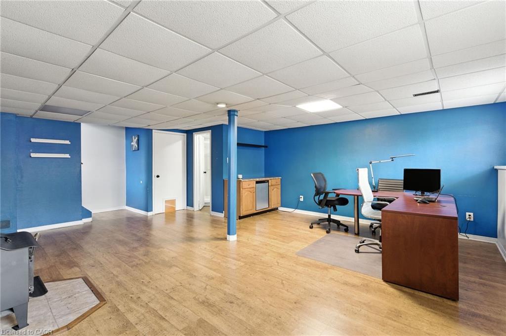 30 Rainbow Court, Welland, ON - Indoor Photo Showing Office