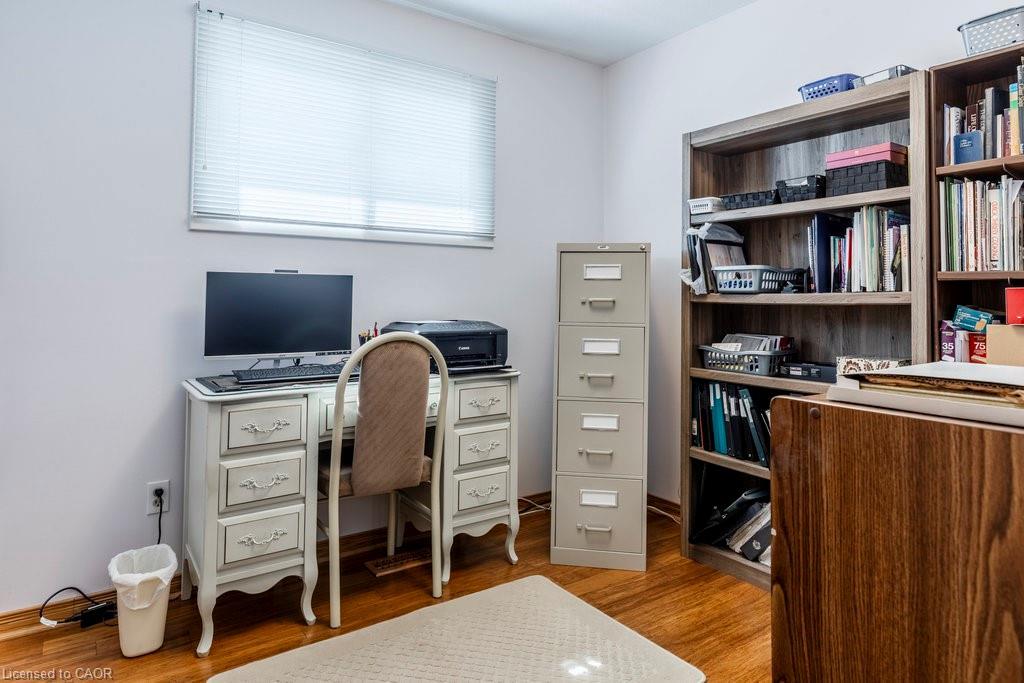 23 Fonthill Road, Hamilton, ON - Indoor Photo Showing Office