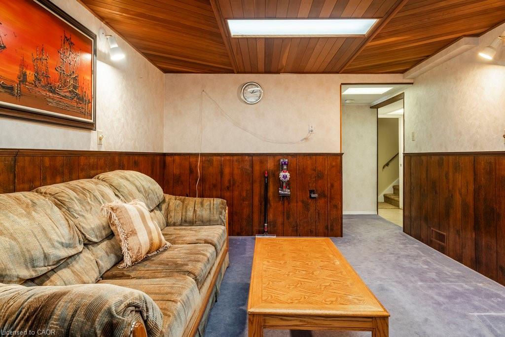 23 Fonthill Road, Hamilton, ON - Indoor