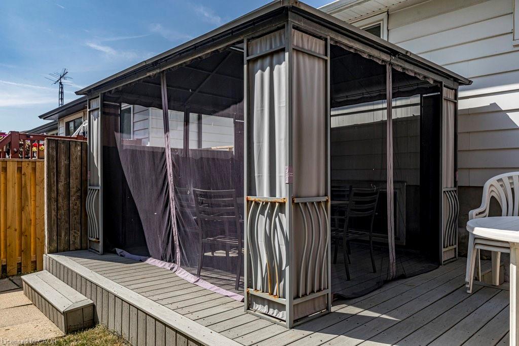 23 Fonthill Road, Hamilton, ON - Outdoor With Deck Patio Veranda With Exterior