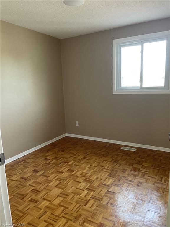 61 Tunis Street, St. Catharines, ON - Indoor Photo Showing Other Room