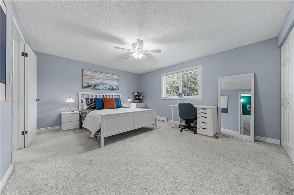 10-320 Alma Street, Rockwood, ON - Indoor Photo Showing Bedroom