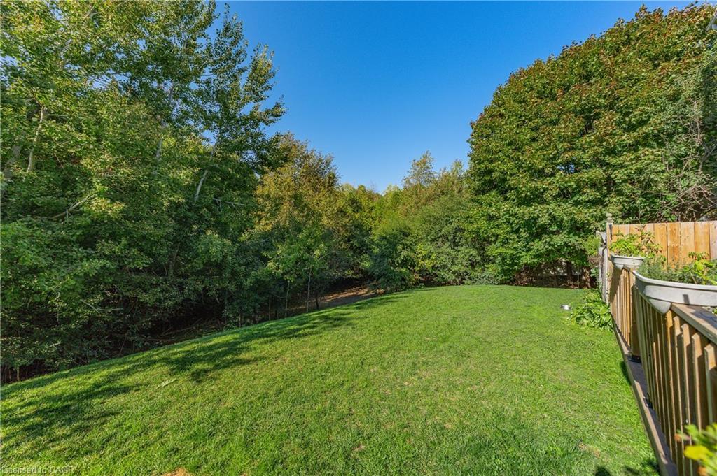 10-320 Alma Street, Rockwood, ON - Outdoor With Backyard