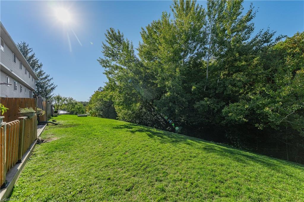 10-320 Alma Street, Rockwood, ON - Outdoor