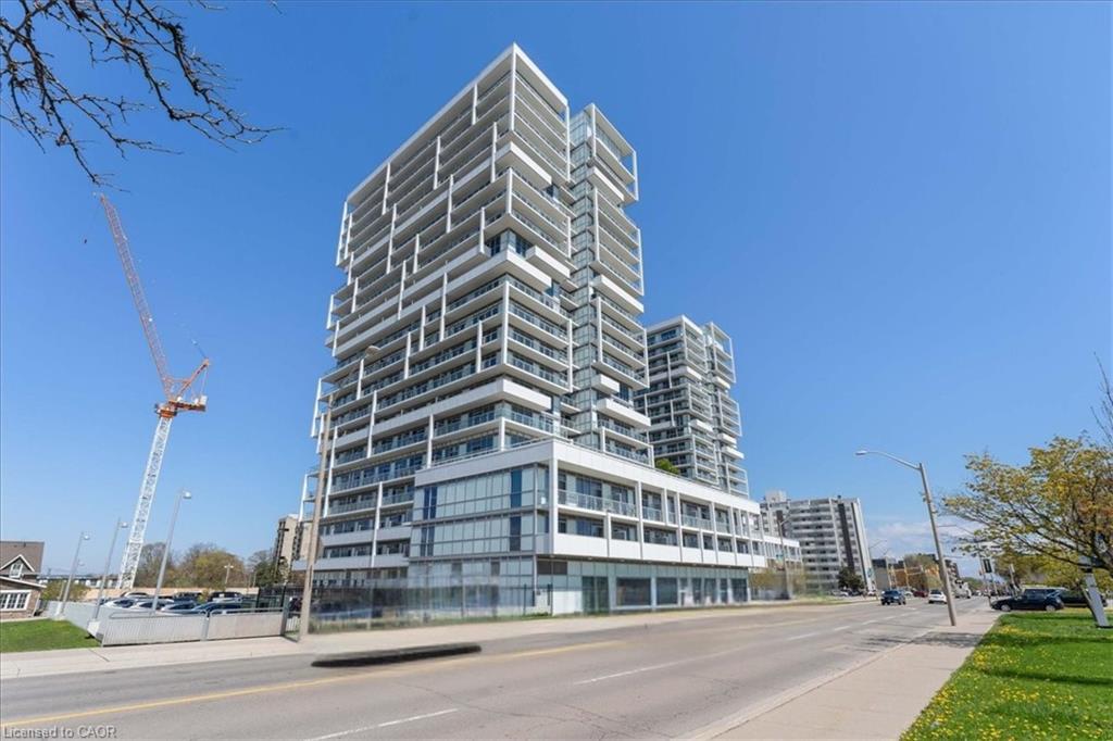 415-55 Speers Road, Oakville, ON - Outdoor With Balcony