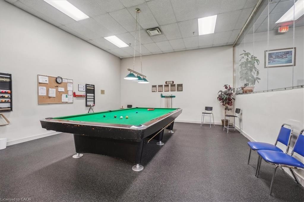 1105-5090 Pinedale Avenue, Burlington, ON - Indoor Photo Showing Other Room