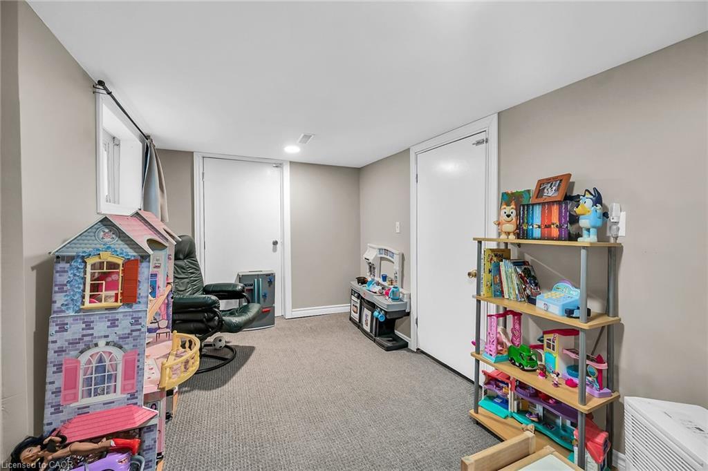 244 Cope Street, Hamilton, ON - Indoor