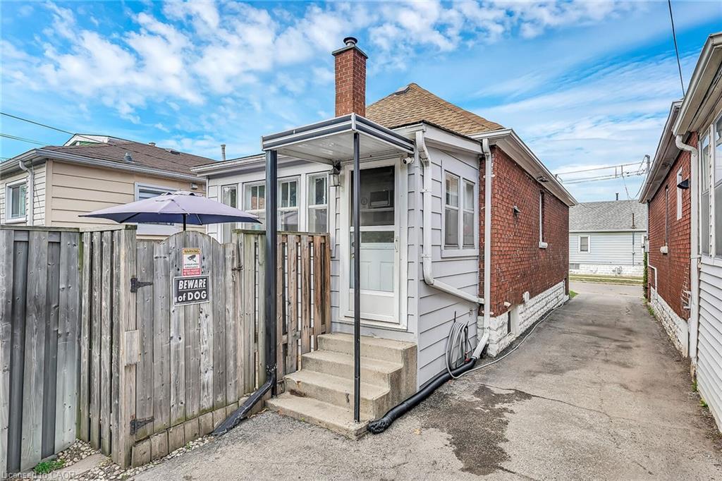 244 Cope Street, Hamilton, ON - Outdoor