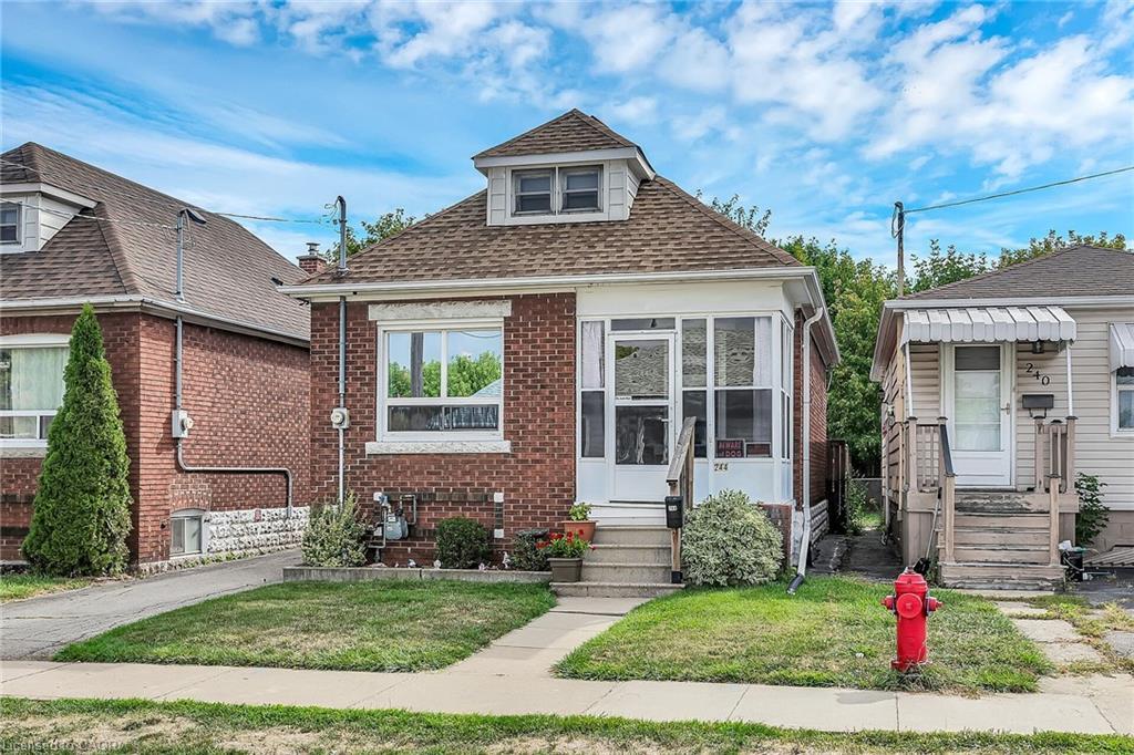 244 Cope Street, Hamilton, ON - Outdoor With Facade