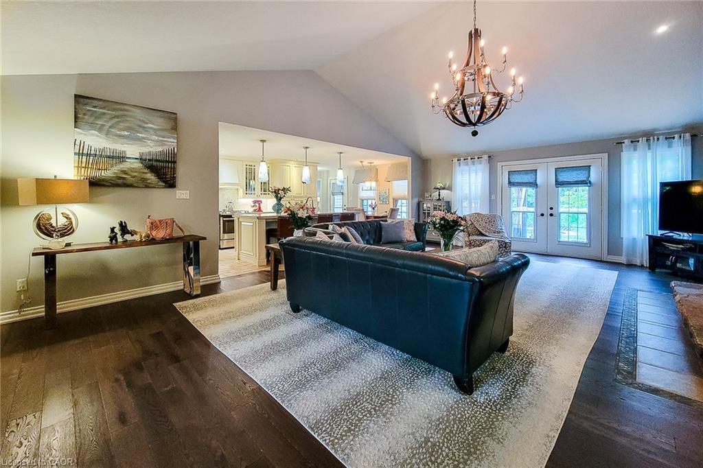 793073 3Rd Line, Mono, ON - Indoor