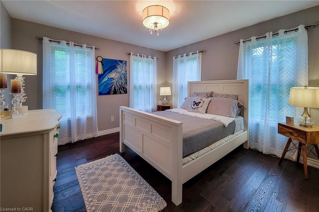 793073 3Rd Line, Mono, ON - Indoor Photo Showing Bedroom
