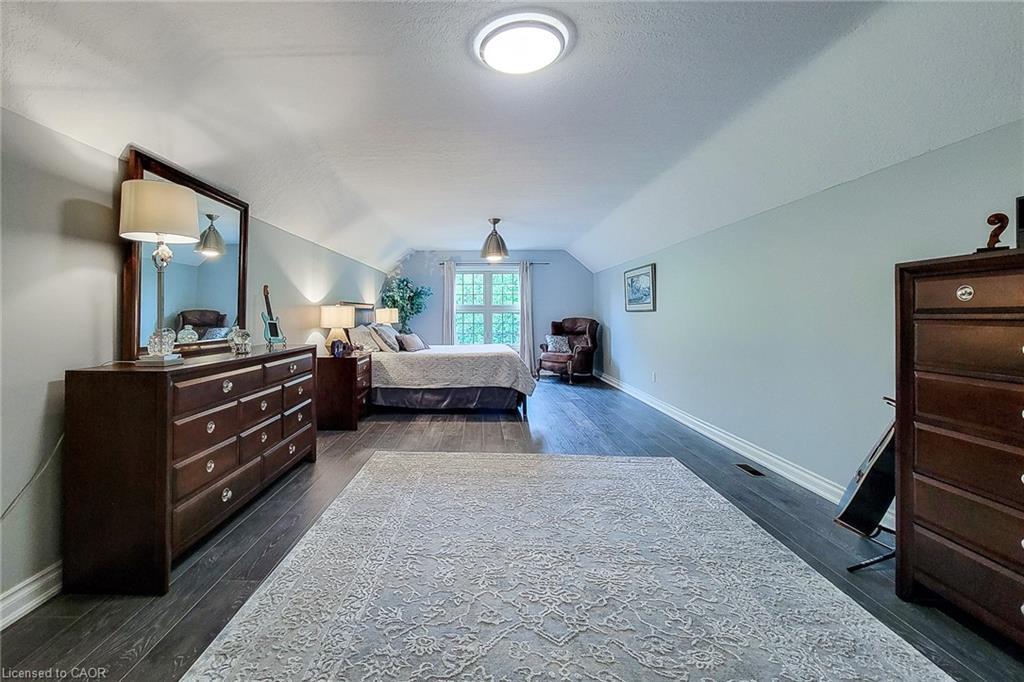 793073 3Rd Line, Mono, ON - Indoor Photo Showing Bedroom