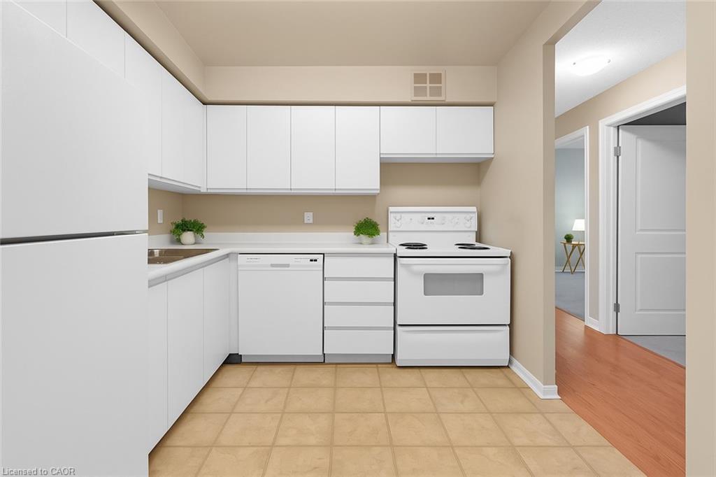 733-1510 Pilgrims Way, Oakville, ON - Indoor Photo Showing Kitchen