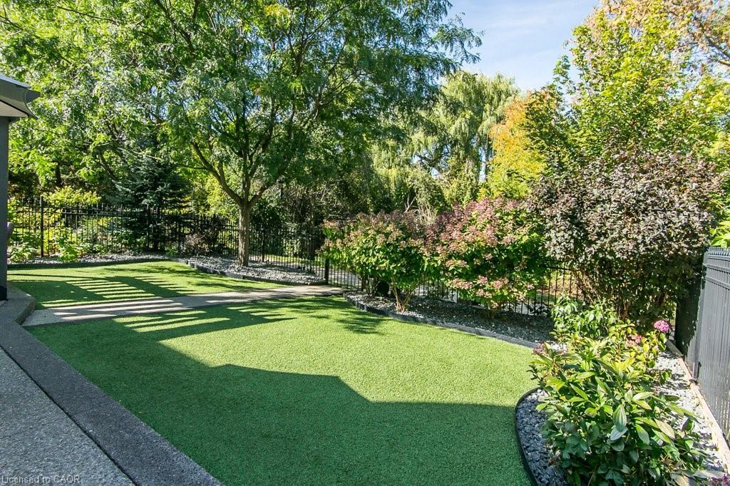 19 Tremaine Drive, Kitchener, ON - Outdoor