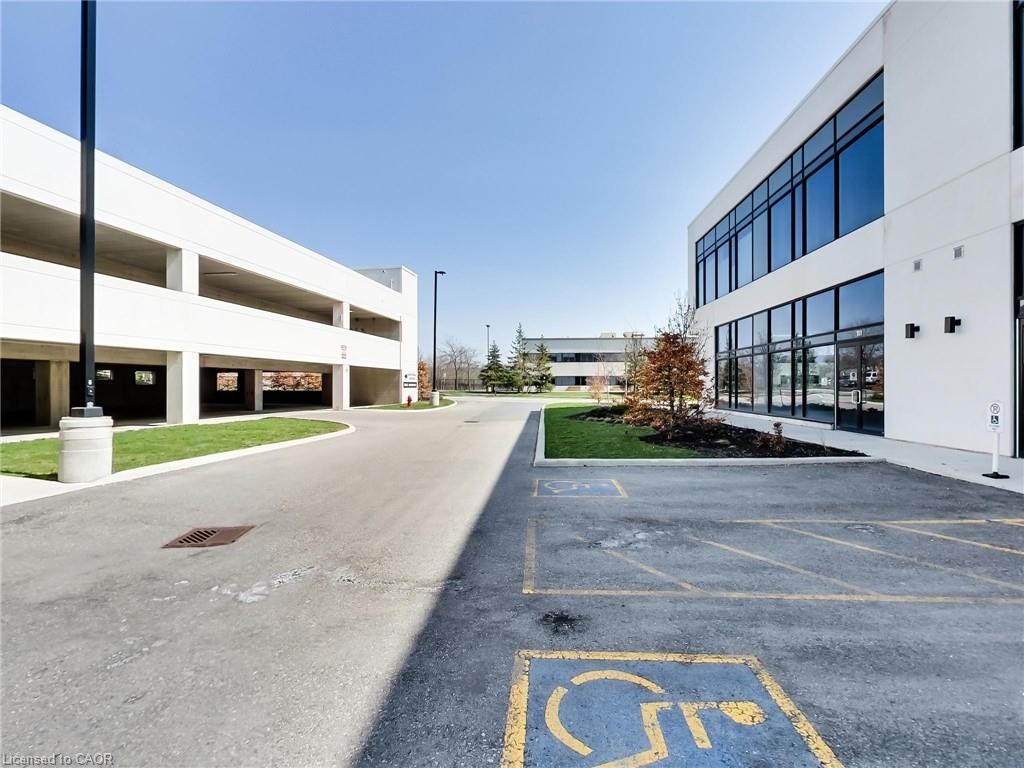 5045 Mainway Boulevard, Burlington, ON