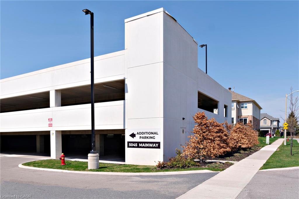5045 Mainway Boulevard, Burlington, ON