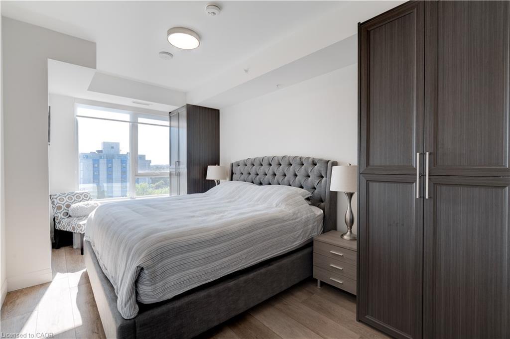 1007-500 Brock Avenue, Burlington, ON - Indoor Photo Showing Bedroom