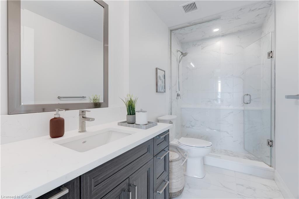 1007-500 Brock Avenue, Burlington, ON - Indoor Photo Showing Bathroom