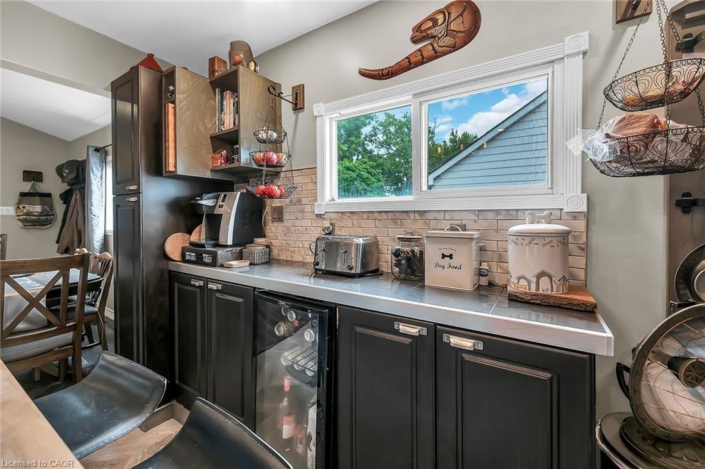 321 East 12Th Street, Hamilton, ON - Indoor