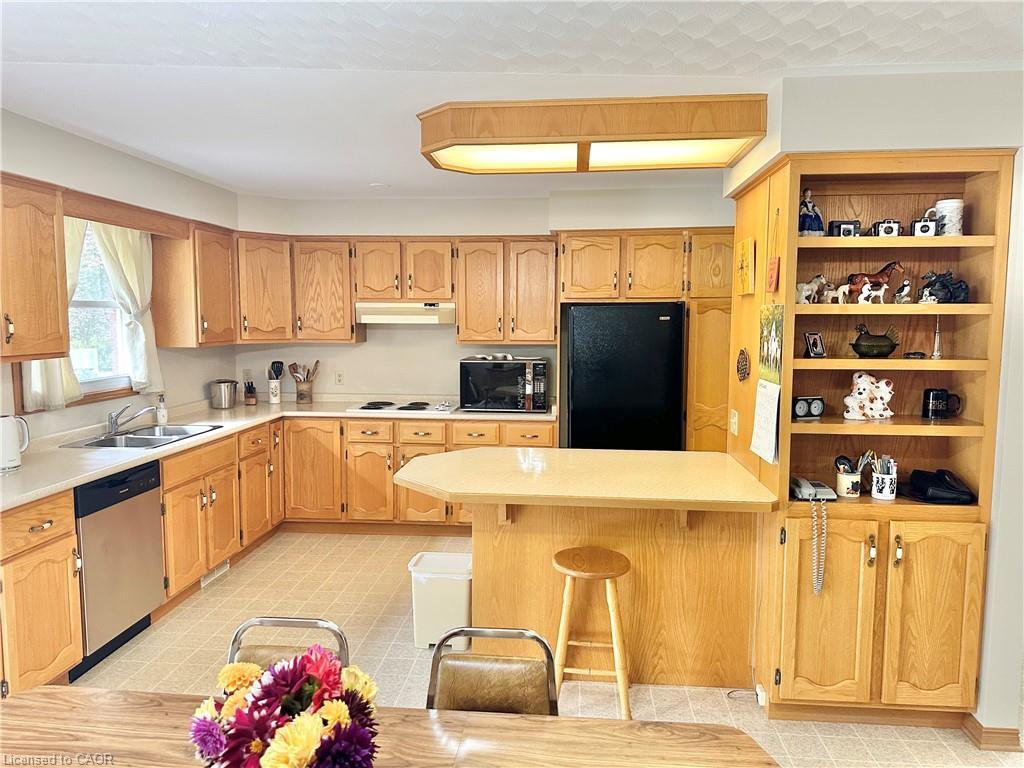 1314 Norfolk County Highway 24 E, Charlotteville, ON - Indoor Photo Showing Kitchen With Double Sink