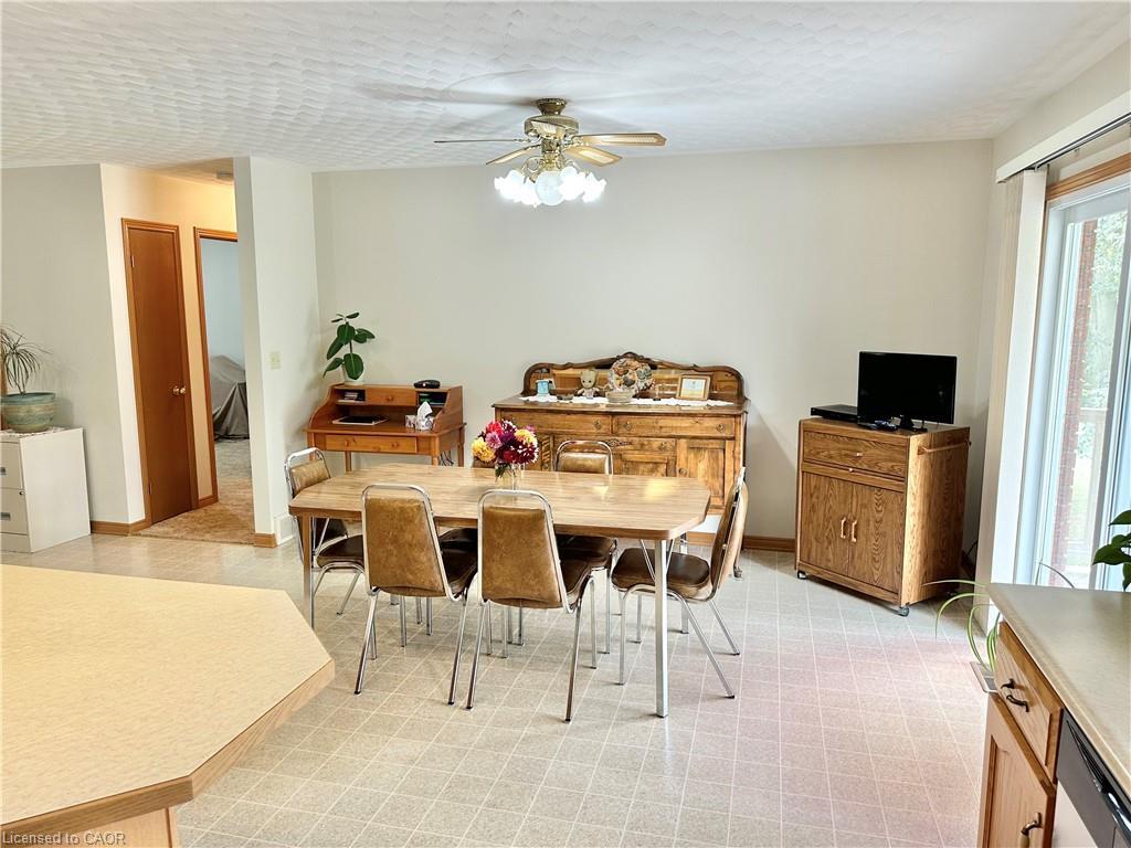 1314 Norfolk County Highway 24 E, Charlotteville, ON - Indoor Photo Showing Dining Room