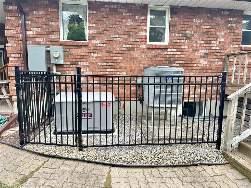 1314 Norfolk County Highway 24 E, Charlotteville, ON - Outdoor With Exterior