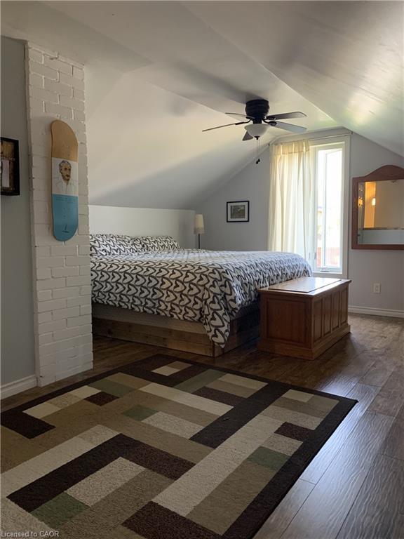 92 Fourth Street E, Collingwood, ON - Indoor Photo Showing Bedroom