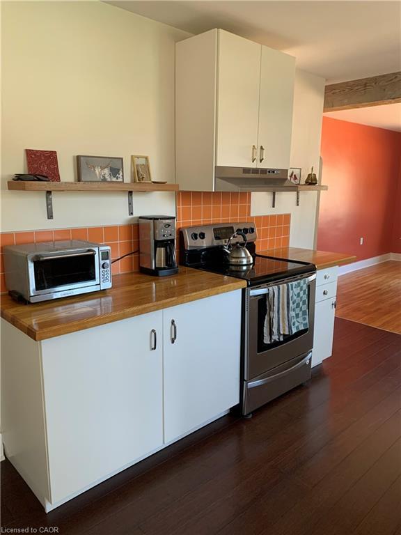 92 Fourth Street E, Collingwood, ON - Indoor Photo Showing Kitchen