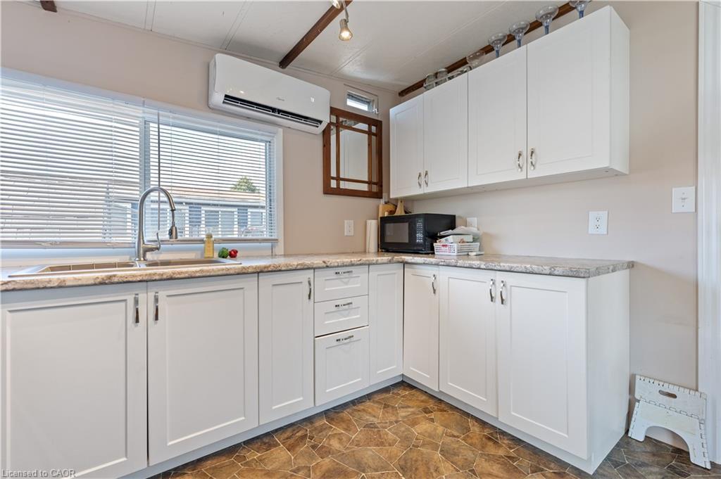 6-92 Clubhouse Road, Turkey Point, ON