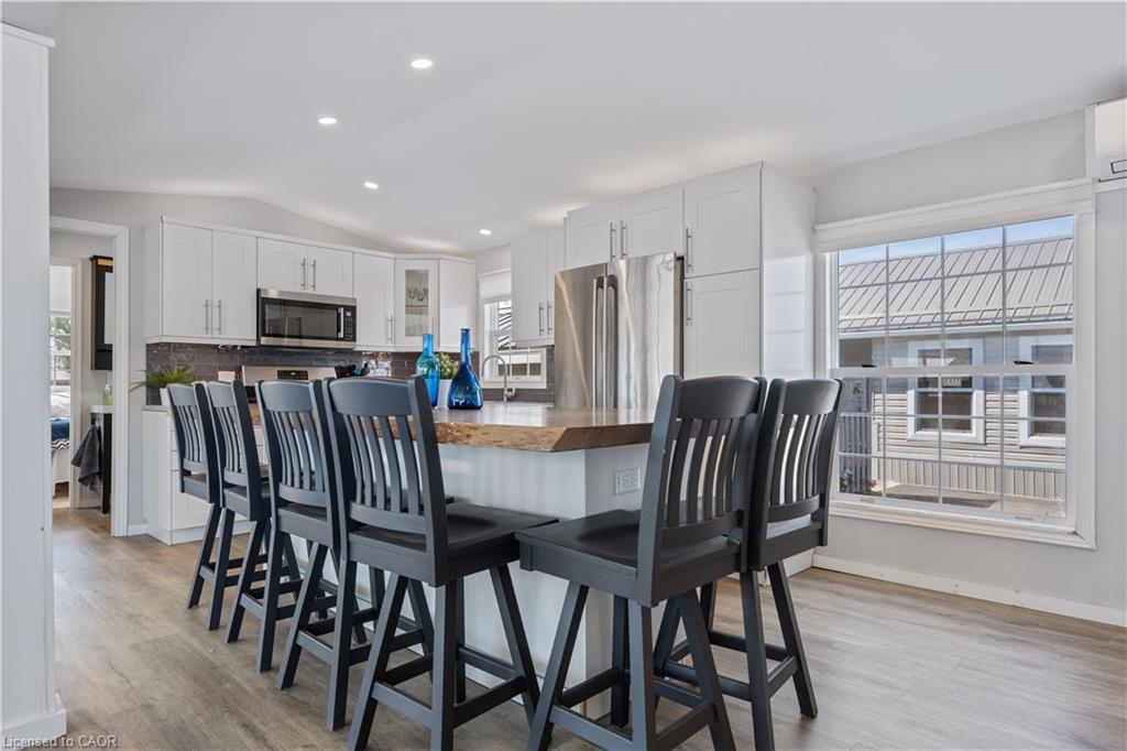 7-92 Clubhouse Road, Turkey Point, ON