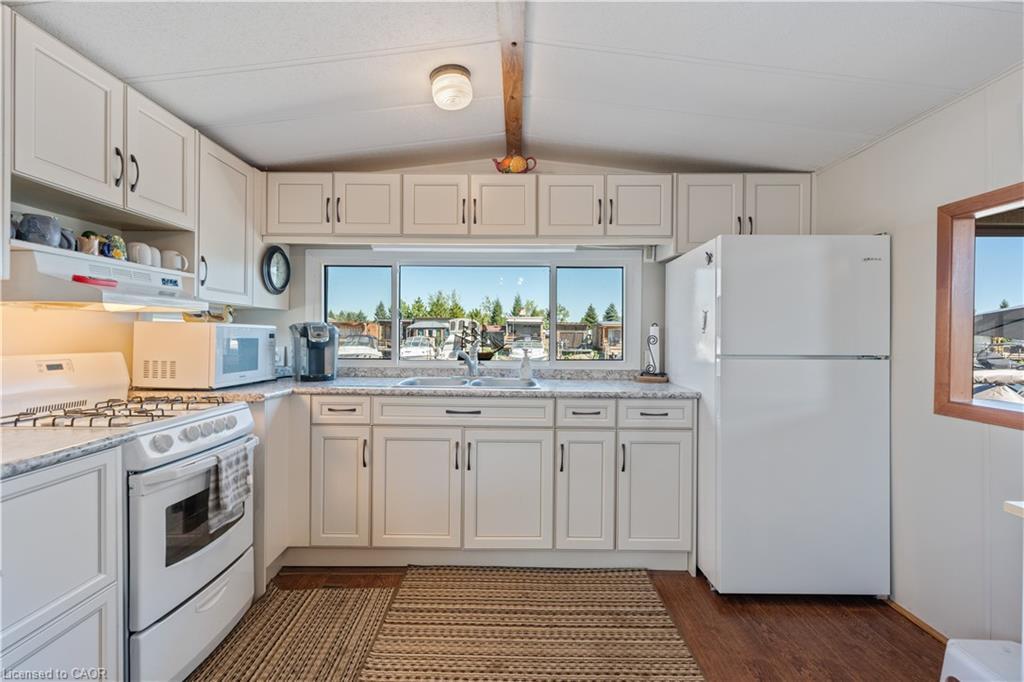 63-92 Clubhouse Road, Turkey Point, ON