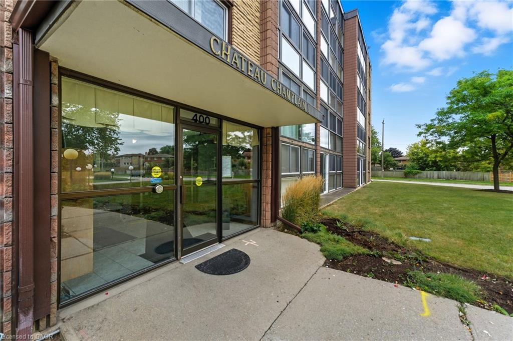 305-400 Champlain Boulevard, Cambridge, ON - Outdoor With Balcony