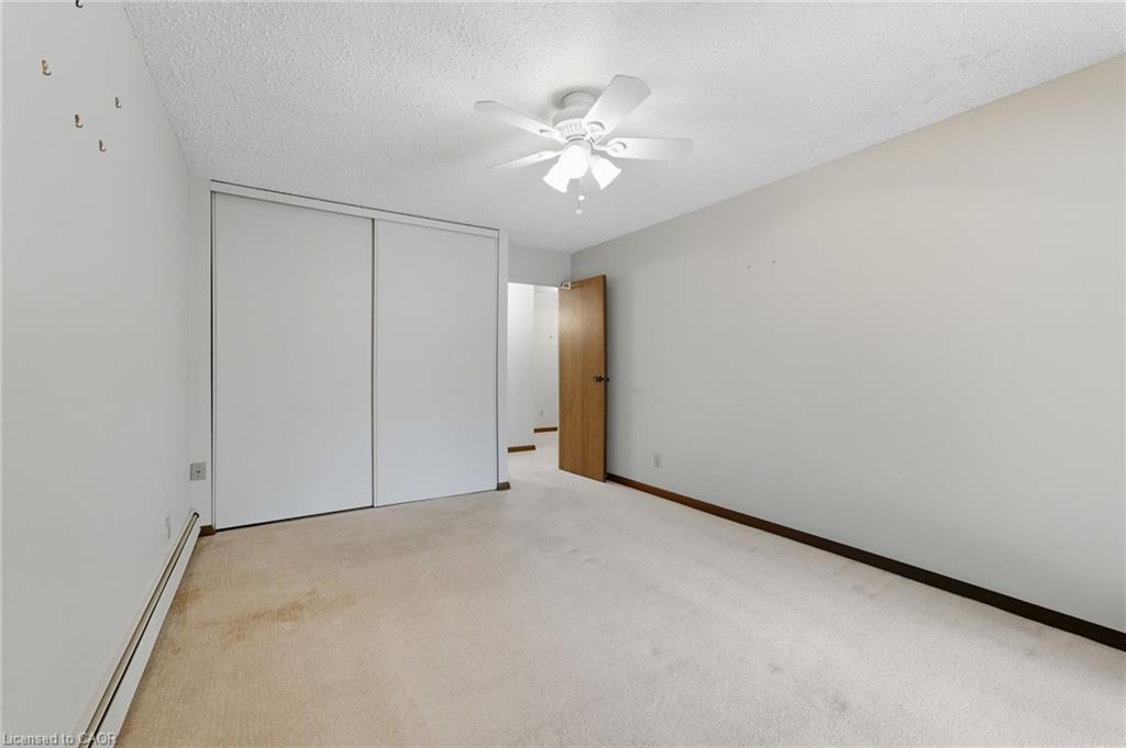 305-400 Champlain Boulevard, Cambridge, ON - Indoor Photo Showing Other Room
