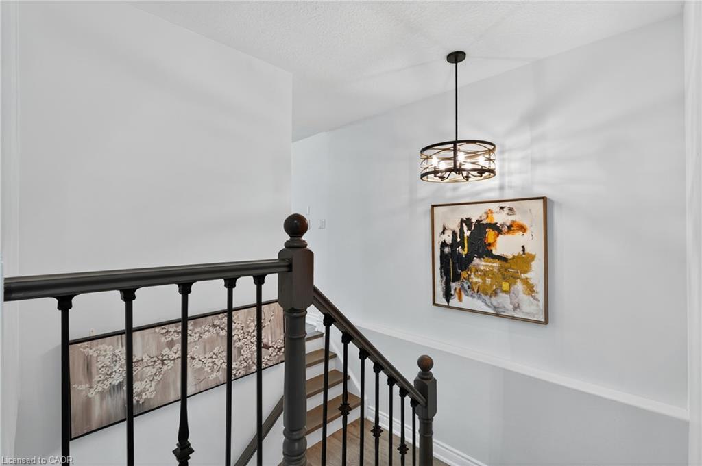 19 Marl Meadow Drive, Kitchener, ON - Indoor Photo Showing Other Room