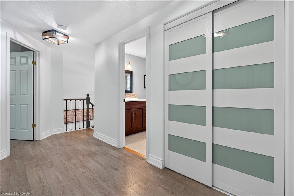 19 Marl Meadow Drive, Kitchener, ON - Indoor Photo Showing Other Room