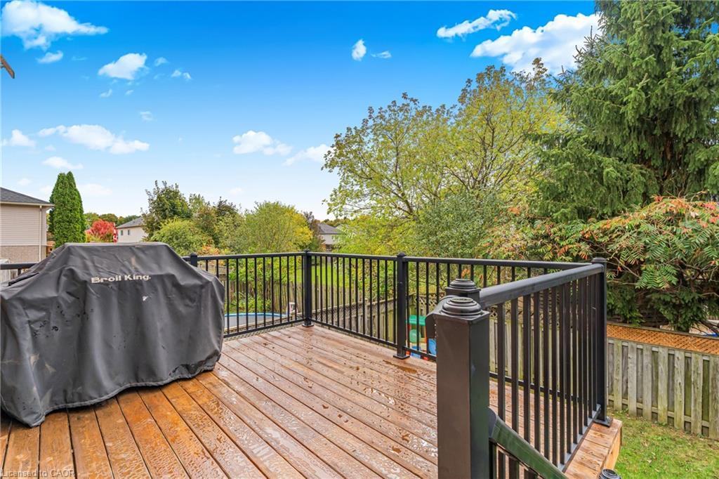 19 Marl Meadow Drive, Kitchener, ON - Outdoor With Deck Patio Veranda