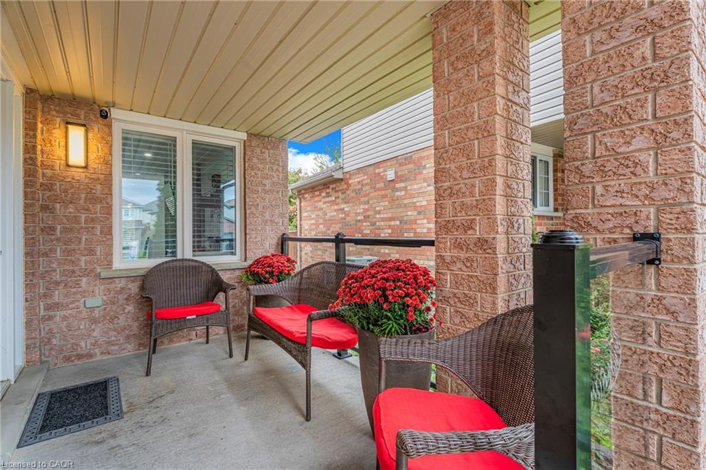 19 Marl Meadow Drive, Kitchener, ON - Outdoor With Deck Patio Veranda With Exterior
