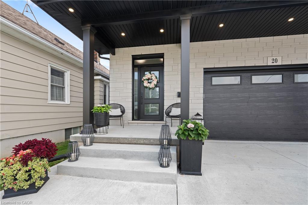 20 Prospect Avenue, St. Catharines, ON - Outdoor With Deck Patio Veranda With Exterior