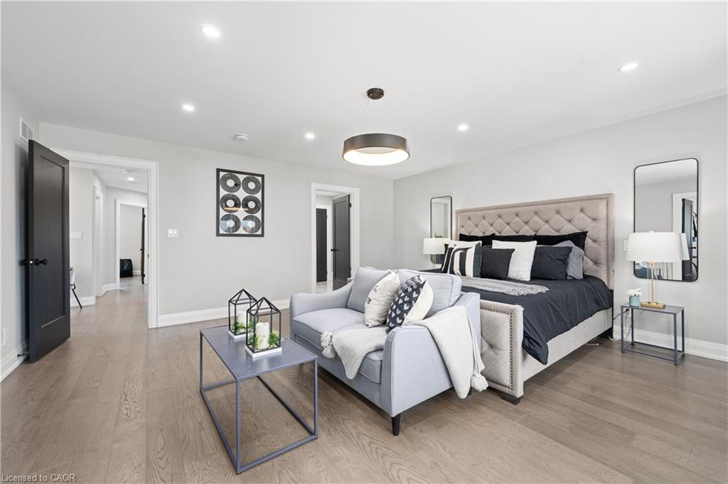 20 Prospect Avenue, St. Catharines, ON - Indoor Photo Showing Bedroom