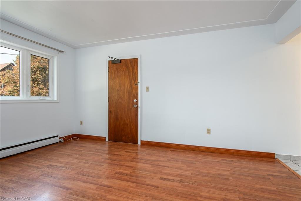 296 Ahrens Street W, Kitchener, ON