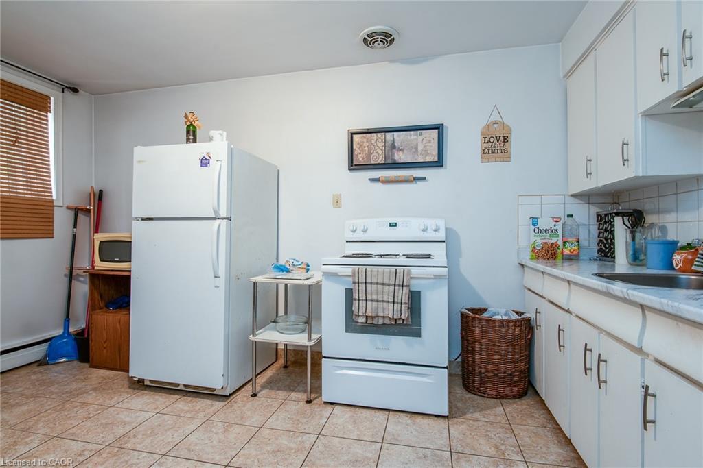 296 Ahrens Street W, Kitchener, ON