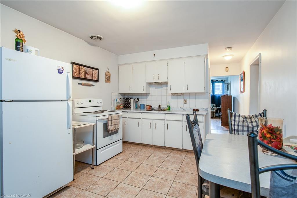 296 Ahrens Street W, Kitchener, ON