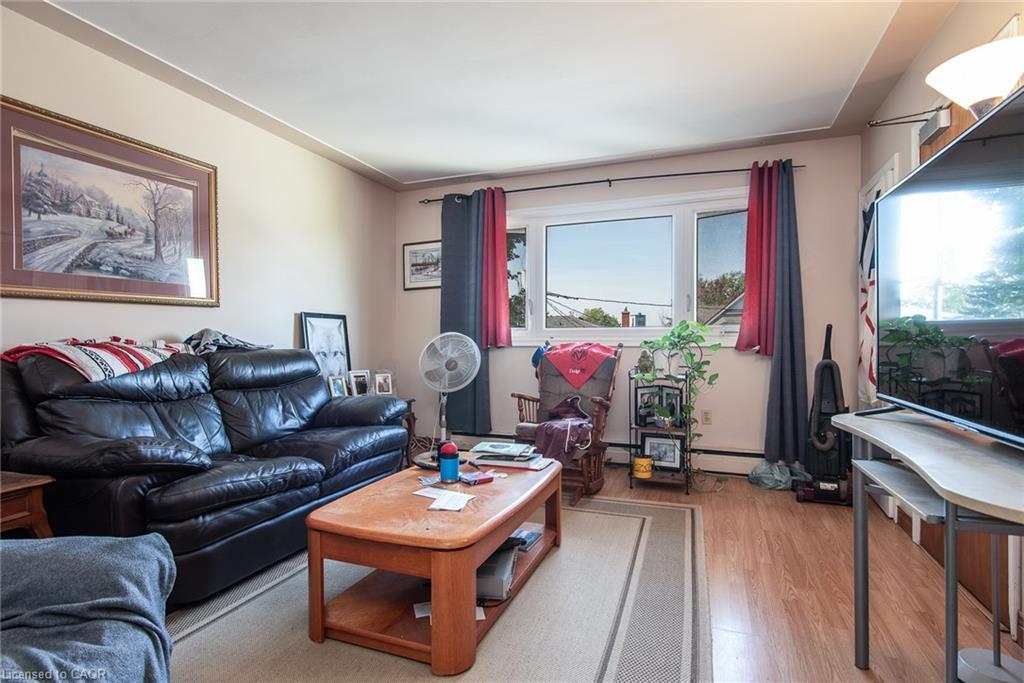 296 Ahrens Street W, Kitchener, ON