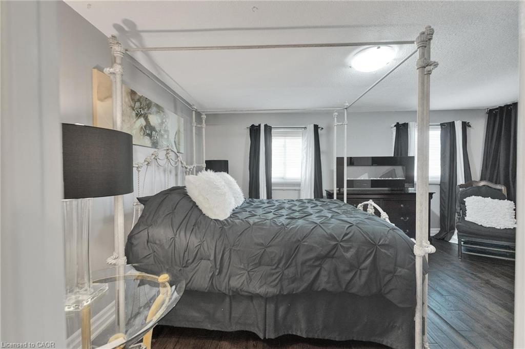 48-860 Rymal Road E, Hamilton, ON - Indoor Photo Showing Bedroom