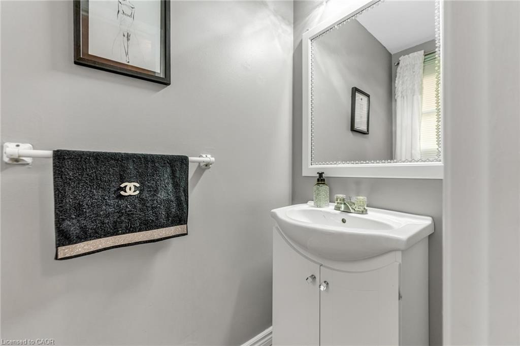 48-860 Rymal Road E, Hamilton, ON - Indoor Photo Showing Bathroom