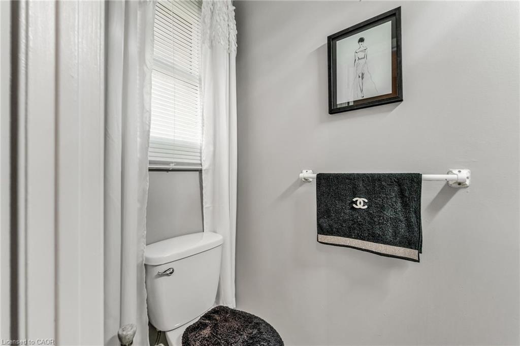48-860 Rymal Road E, Hamilton, ON - Indoor Photo Showing Bathroom
